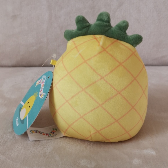 Squishmallow 5 inches Maui, yellow pineapple - Picture 3 of 6